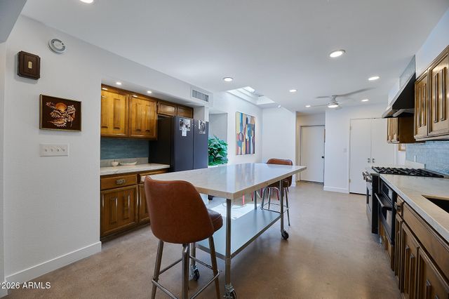 1919 E MEDLOCK Drive, Phoenix, AZ 85016