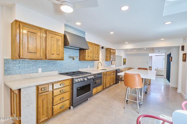 1919 E MEDLOCK Drive, Phoenix, AZ 85016