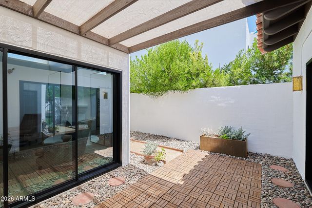 1919 E MEDLOCK Drive, Phoenix, AZ 85016