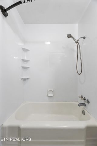 742 Lippencott St, Knoxville, TN 37920