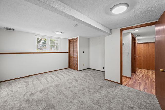 2616 Sheffield Drive, Davenport, IA 52806