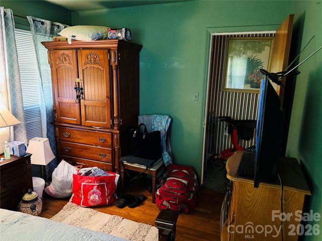 4410 Birkdale Drive, Charlotte, NC 28208