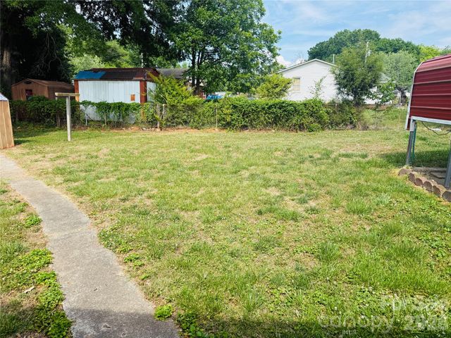 4410 Birkdale Drive, Charlotte, NC 28208