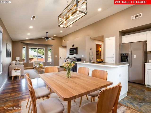 10405 Ne 97TH St, Vancouver, WA 98662
