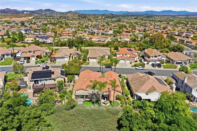 23553 bending oak ct, Murrieta, CA 92562