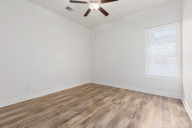 19276 Yellow Chestnut Lane, New Caney, TX 77357