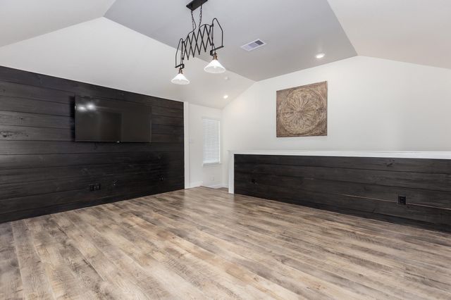 19276 Yellow Chestnut Lane, New Caney, TX 77357