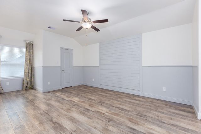 19276 Yellow Chestnut Lane, New Caney, TX 77357