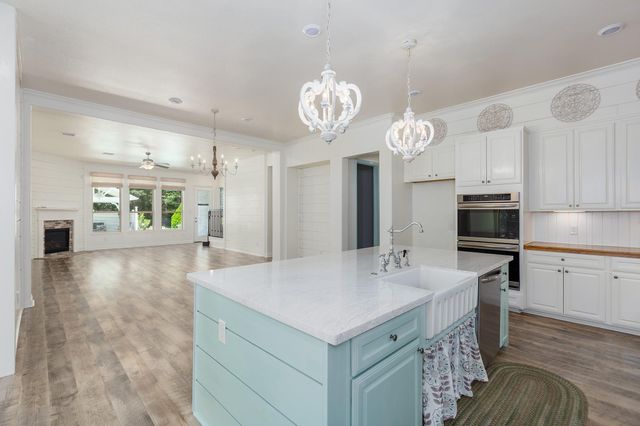 19276 Yellow Chestnut Lane, New Caney, TX 77357