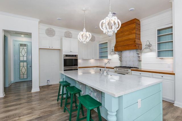 19276 Yellow Chestnut Lane, New Caney, TX 77357