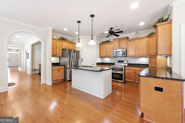 235 Somerset Circle, Woodstock, GA 30189