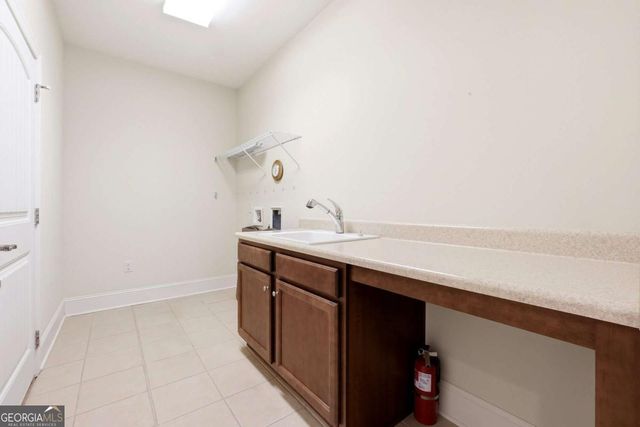 235 Somerset Circle, Woodstock, GA 30189