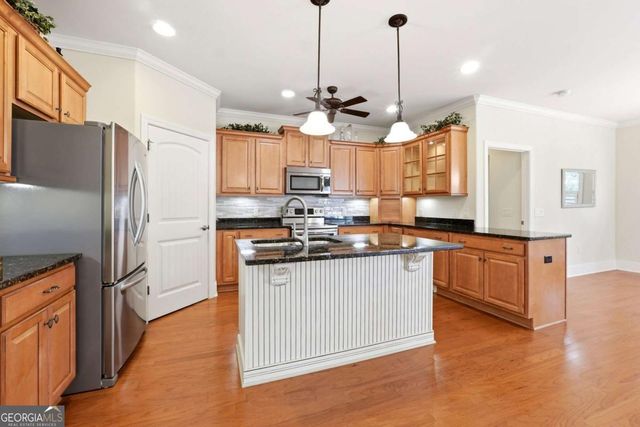 235 Somerset Circle, Woodstock, GA 30189