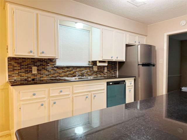 13430 Exton Lane, Houston, TX 77070