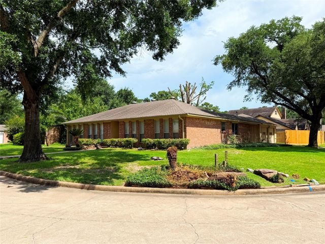13430 Exton Lane, Houston, TX 77070