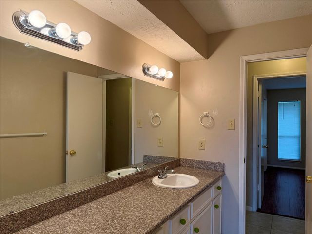 13430 Exton Lane, Houston, TX 77070