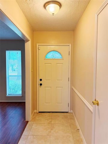 13430 Exton Lane, Houston, TX 77070