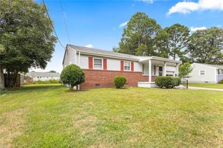 1904 Elmhurst LN, Portsmouth, VA 23701