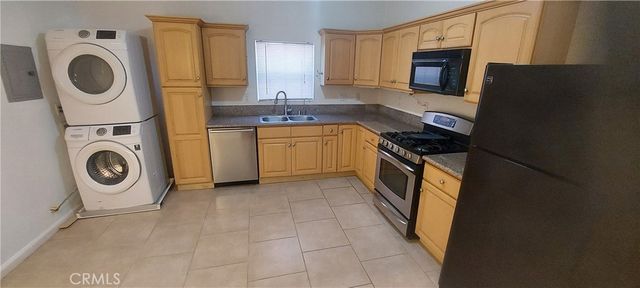 2818 2818 S Bronson B, Los Angeles, CA 90018