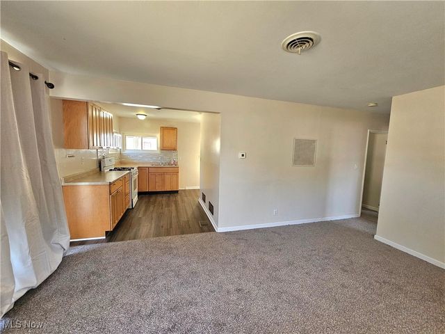 1552 Denison Avenue NW, Warren, OH 44485