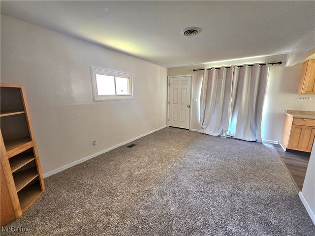 1552 Denison Avenue NW, Warren, OH 44485