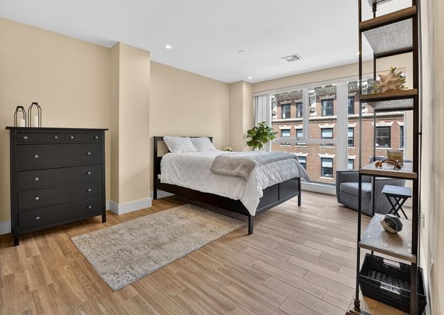 99-105 Broad St 8C, Boston, MA 02110