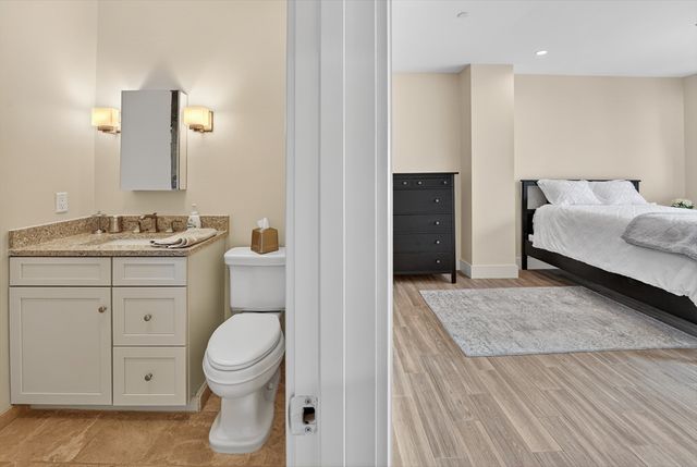 99-105 Broad St 8C, Boston, MA 02110