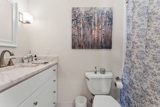 99-105 Broad St 8C, Boston, MA 02110