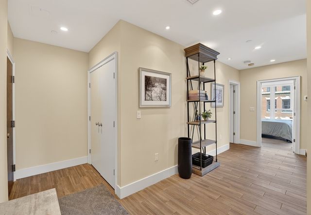 99-105 Broad St 8C, Boston, MA 02110