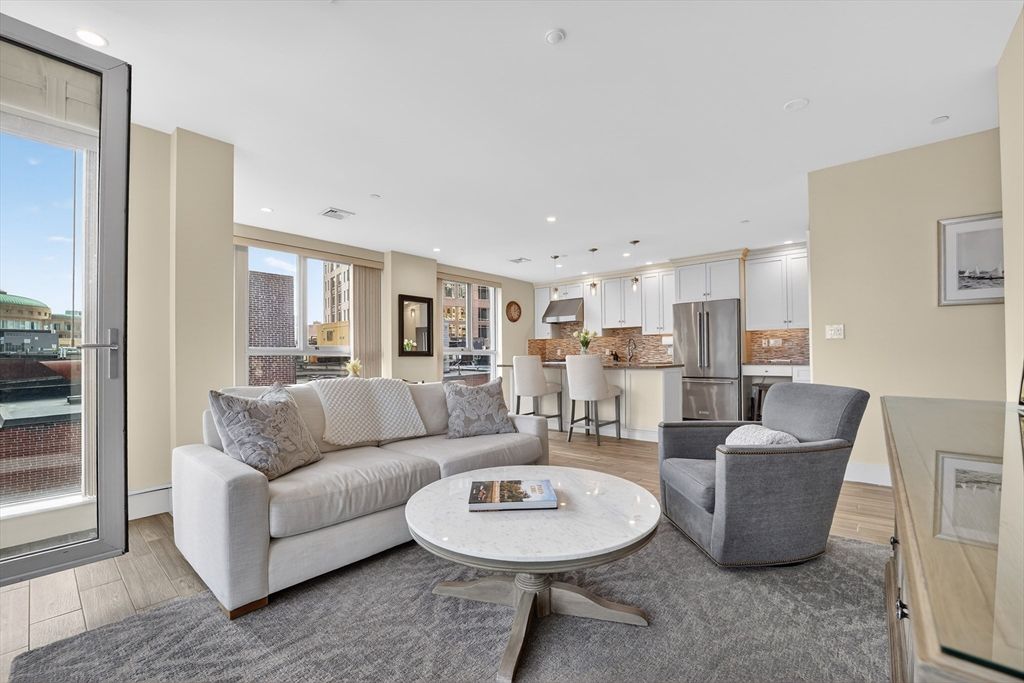 99-105 Broad St 8C, Boston, MA 02110