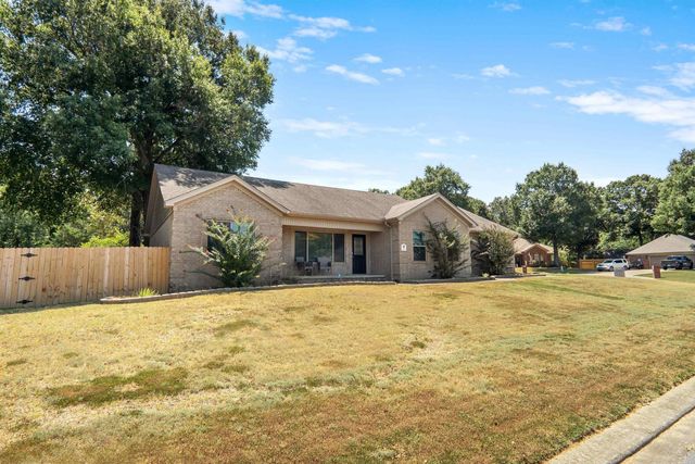 55 Magness Creek Drive, Cabot, AR 72023