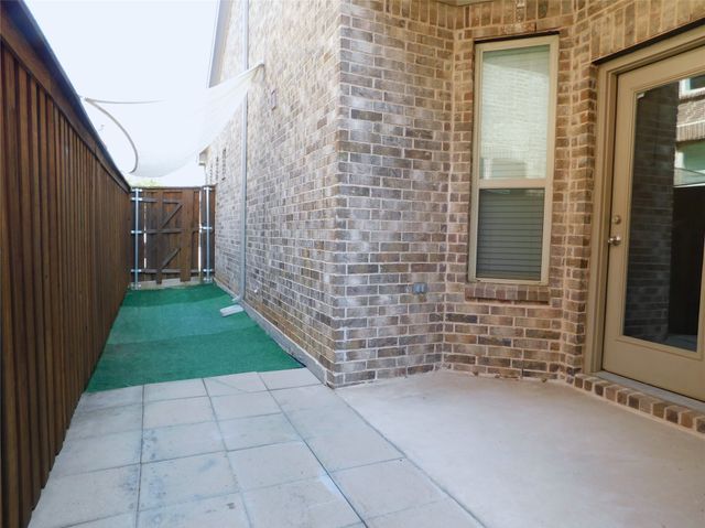 2037 Almassera Drive, Little Elm, TX 75068