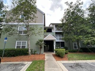 7701 TIMBERLIN PARK Boulevard, 111, Jacksonville, FL 32256