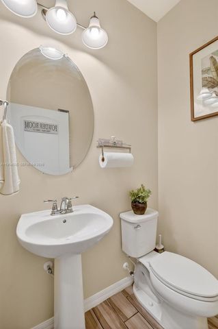 4850 San Fratello Cir, Lake Worth, FL 33467