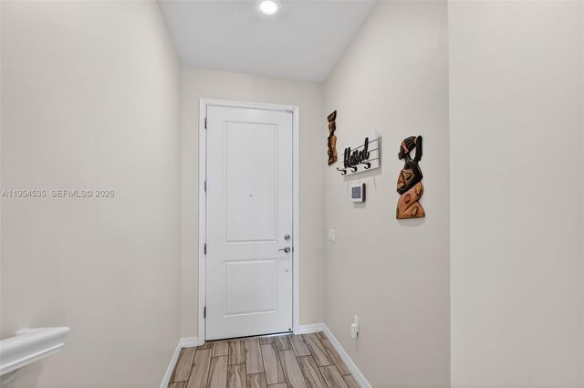 4850 San Fratello Cir, Lake Worth, FL 33467