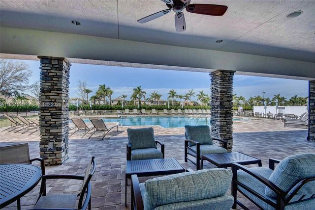 4850 San Fratello Cir, Lake Worth, FL 33467