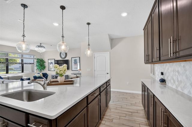 4850 San Fratello Cir, Lake Worth, FL 33467