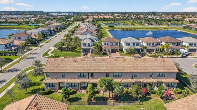 4850 San Fratello Cir, Lake Worth, FL 33467