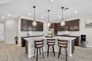 4850 San Fratello Cir, Lake Worth, FL 33467