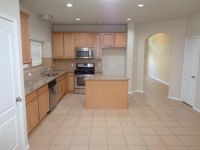 20211 Ray Falls Drive, Tomball, TX 77375