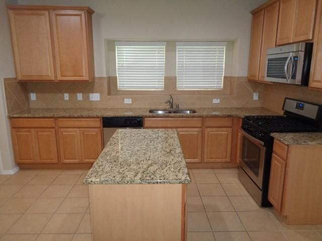 20211 Ray Falls Drive, Tomball, TX 77375