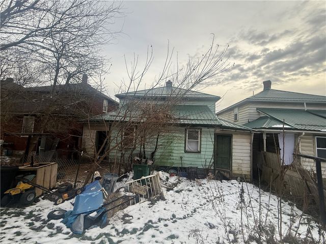 421 & 423 Bessemer Ave, Twp Of But Sw, PA 16045