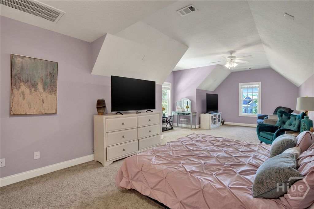 Image 28 of property listing at 195 Chastain Circle, Richmond Hill, GA 31324