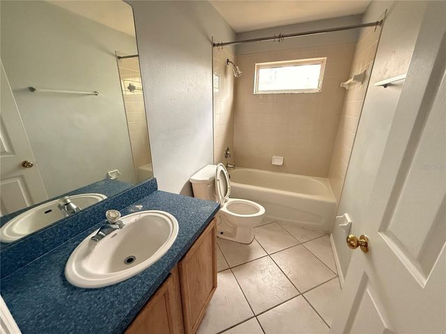 10782 PLANTATION BAY DRIVE, Tampa, FL 33647