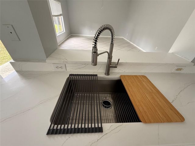 10782 PLANTATION BAY DRIVE, Tampa, FL 33647