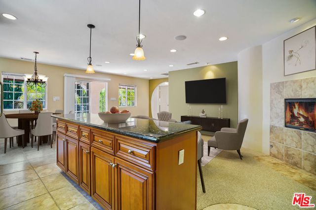 10655 Camarillo Street, Toluca Lake, CA 91602