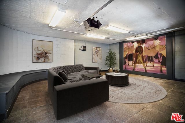 10655 Camarillo Street, Toluca Lake, CA 91602