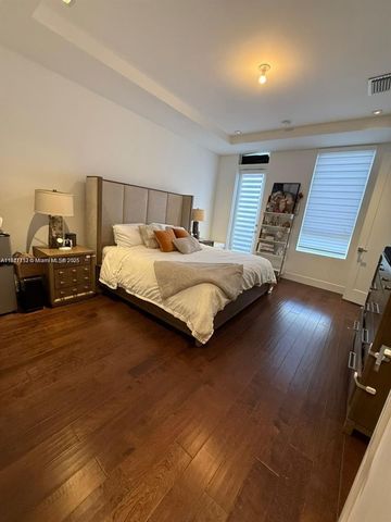 9165 NW 33rd St, Doral, FL 33172