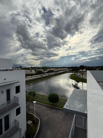 9165 NW 33rd St, Doral, FL 33172