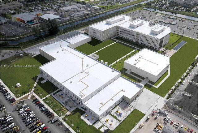 9165 NW 33rd St, Doral, FL 33172